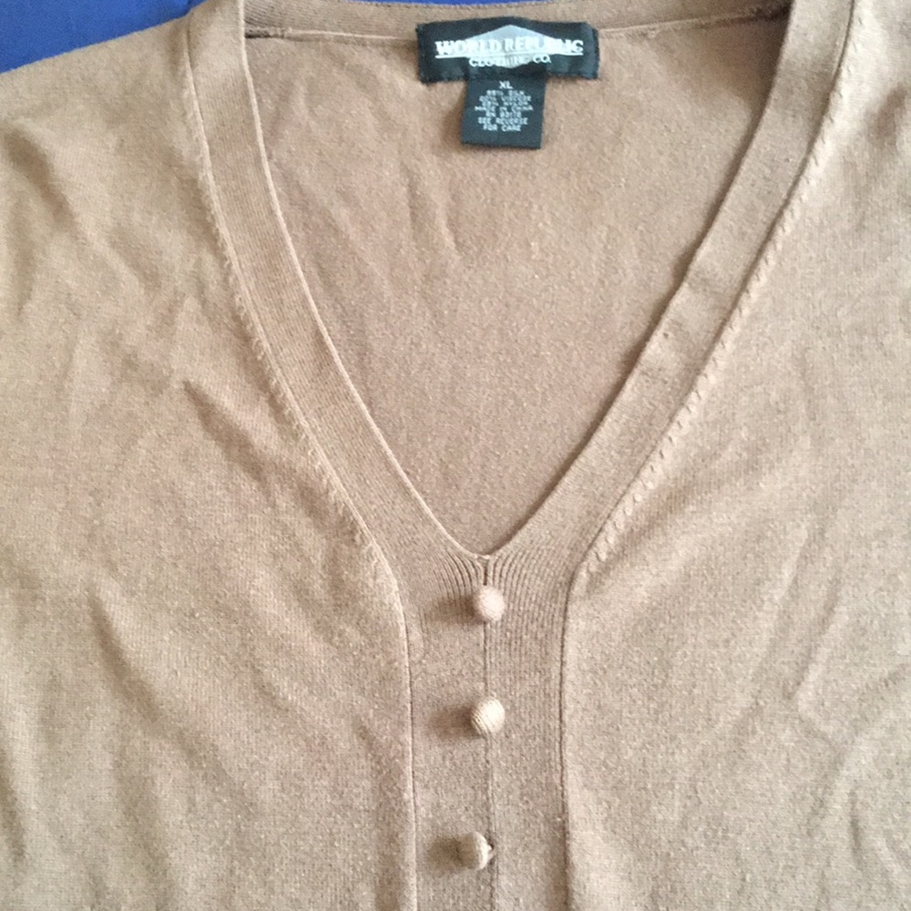 Women’s 3/4 sleeve light shirt